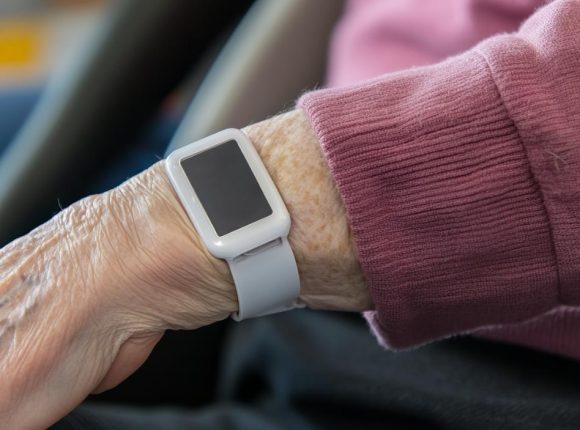 Montre détecteur personne âgée