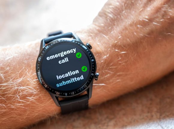 Montre d'urgence senior